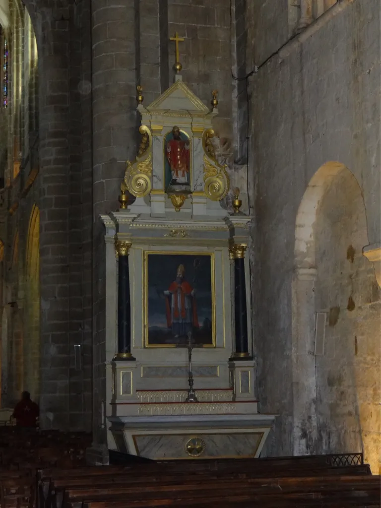 Autel de Saint-Eloi dans la Basilique Saint-Sauveur de Dinan