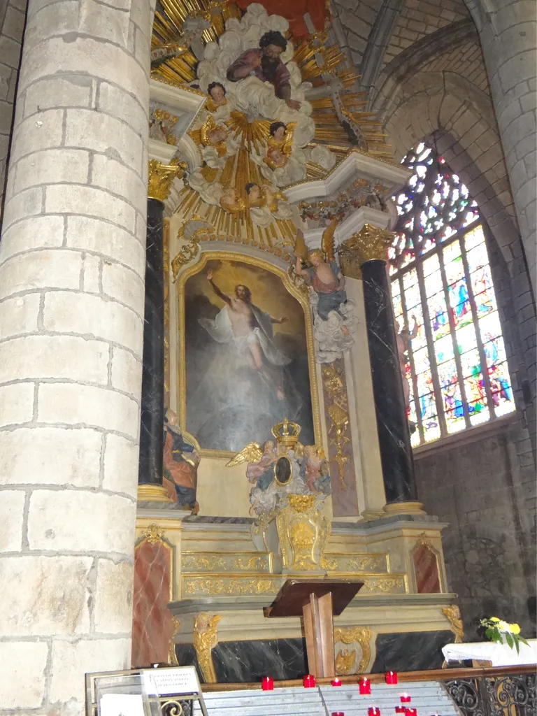 Autel du Saint Sacrement dans la Cathédrale Saint-Etienne de Saint-Brieuc