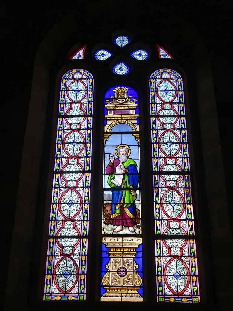 Vitrail Baie 10 : St Marc dans l'Église Saint-Nicolas de Loudéac